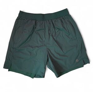 I.Five Simons women’s sport Green Shorts size S